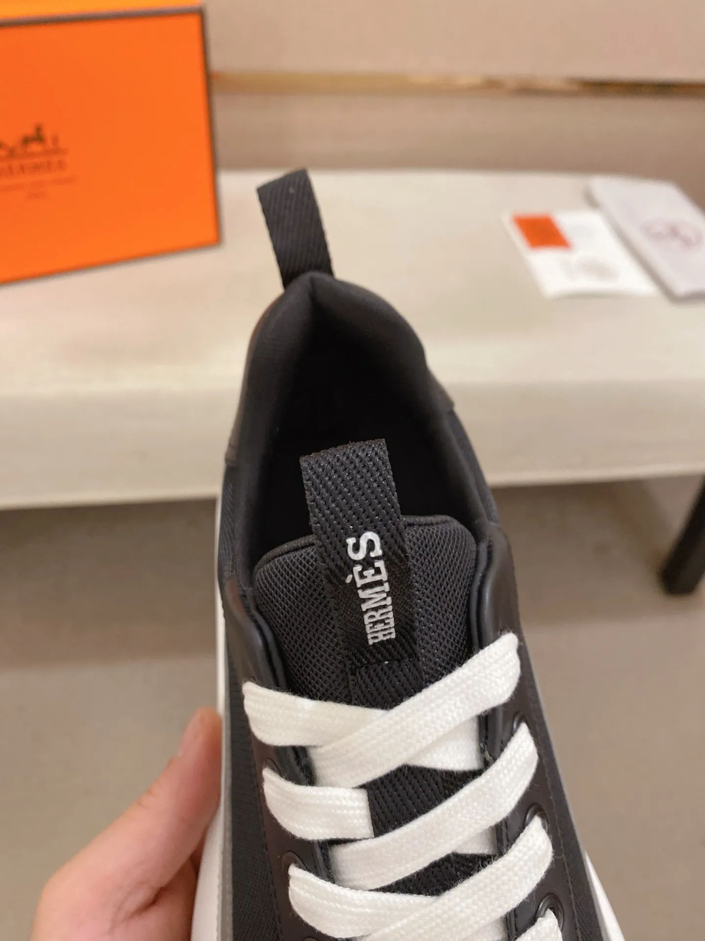 Men's clothing and shoes💰: 620💰《HERMES》【Classic Original Version】Hermès; Top 🔝 Purchasing Agency 🔍🔍Men's latest 🇺🇸 counters are on sale simultaneously, original imported from Italy ▲▲Silk cowhide with breathable fabric ▲▲ (high-end and expensive Qi·Grade) Exquisite workmanship (Italian 🇮🇹Imported water-dyed 🐂cowhide lining) Sole: Original sole provided by the original factory, ⚠️Exclusive double-layer activity·TPR·Rubber·Combined molded outsole; Super·comfortable·wear-resistant·non-slip·environmental protection The real thing is more beautiful if you take the real thing (high quality, follow the order), you can enter and exit the counter at will * Number of yards: 38·39·40·41·42·43·44# (can be customized 45.)